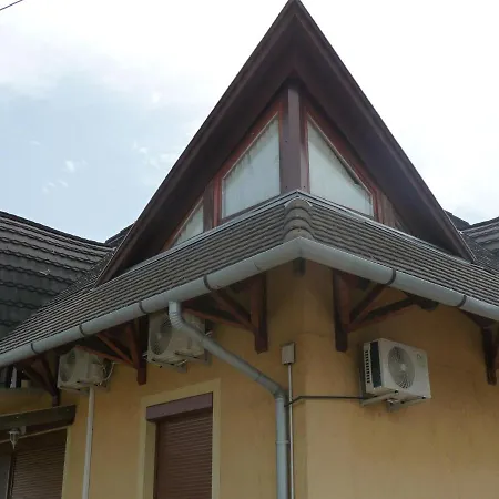 아파트 Nadas Tarsashaz