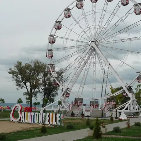 Nadas Tarsashaz * Balatonlelle