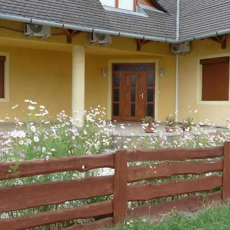 Lejlighed Nadas Tarsashaz *