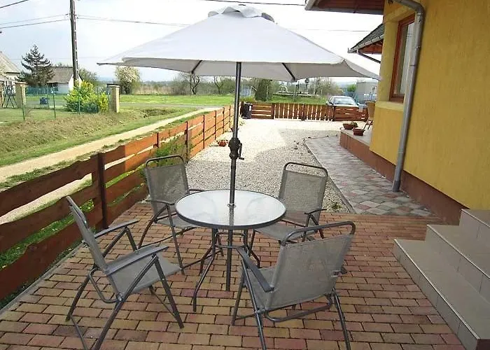 Apartment Nadas Tarsashaz